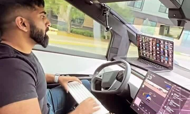 Trào lưu quay video phó mặc cho xe Tesla tự lái để câu view