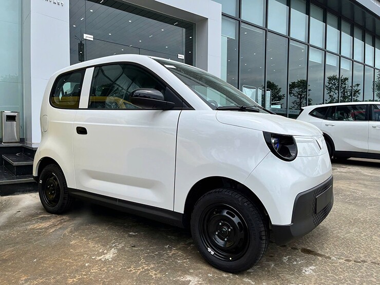 1-1788493455-562-width740height555 Ảnh thực tế VinFast VF 2 giá 188 triệu đồng tại đại lý - 2