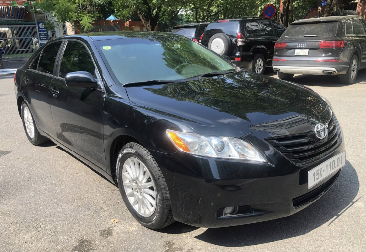 1788341290-efc53005f7-anh-man-hinh-2026-08-30-luc-343-width740height509 Toyota Camry LE 2.4 2008.