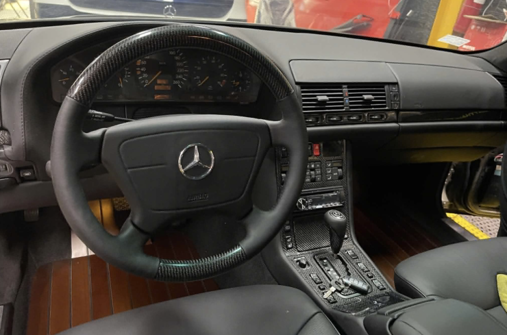 1788415085-494ff086ee-anh-man-hinh-2026-09-02-luc-2105-width740height489 Mercedes-Benz S600 W140 V12 đời 1995 vẫn nguyên bản, hàng hiếm tại Việt Nam - 4