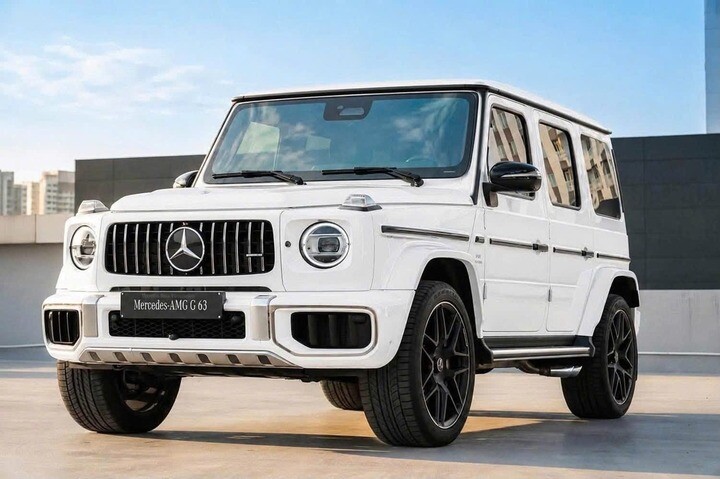 1788422035-43fff83183-4-38-width720height479 Mẫu SUV siêu sang giá gần 12 tỷ đồng của Hoàng Đức - 2