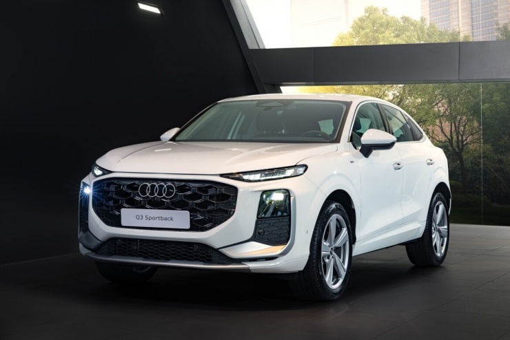 Mẫu xe Audi Q3 nằm trong danh sách cảnh báo triệu hồi do lỗi túi khí. (Ảnh minh họa)