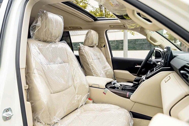 Chưa ra mắt tại Việt Nam, Toyota Land Cruiser Hybrid đã bị đội giá gần 1 tỷ đồng - 5