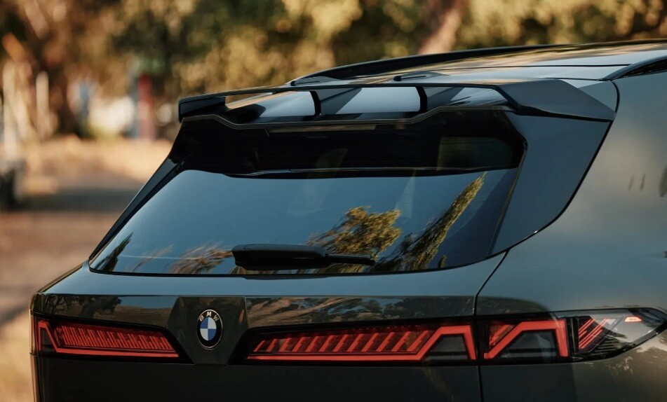 5-3-1789733095-614-width951height574 Điểm qua các mẫu phụ kiện trên dòng xe BMW X5 M Performance mới - 1