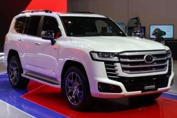 Toyota Land Cruiser Hybrid chốt giá gần 3 tỷ đồng, dự kiến về Việt Nam cuối năm