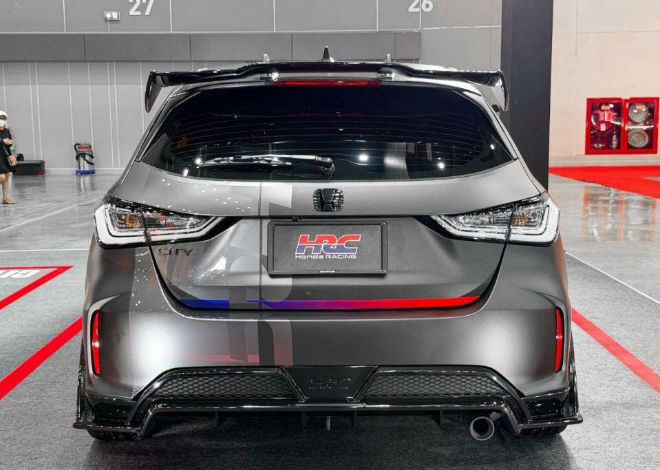 Xe ý tưởng Honda City Hatchback HRC Concept ra mắt thị trường Thái - 2