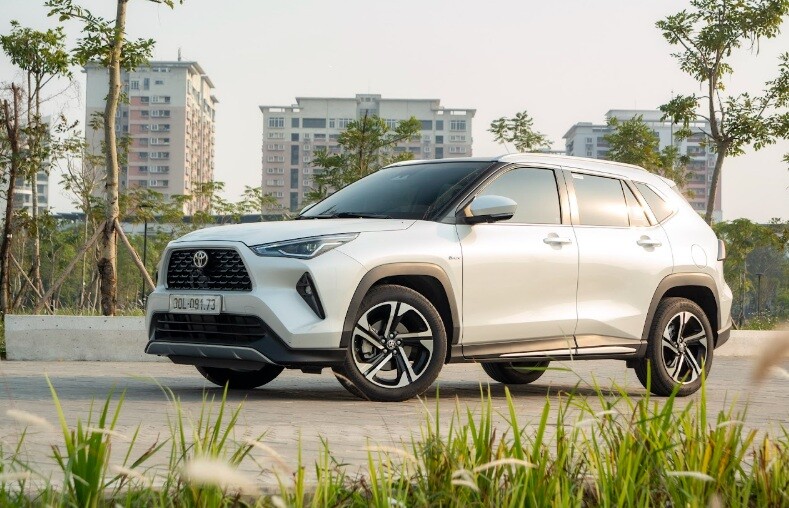 Toyota cũng có chính sách ưu đãi mạnh tay cho bộ đôi Corolla Cross HEV và Yaris Cross HEV.