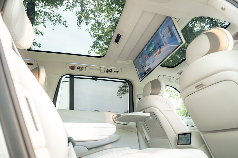 lynk-o-to-1-1790235977-800-width1000height667 Lynk & Co 900 – Trải nghiệm hạng sang từ phong cách SUV châu Âu - 3