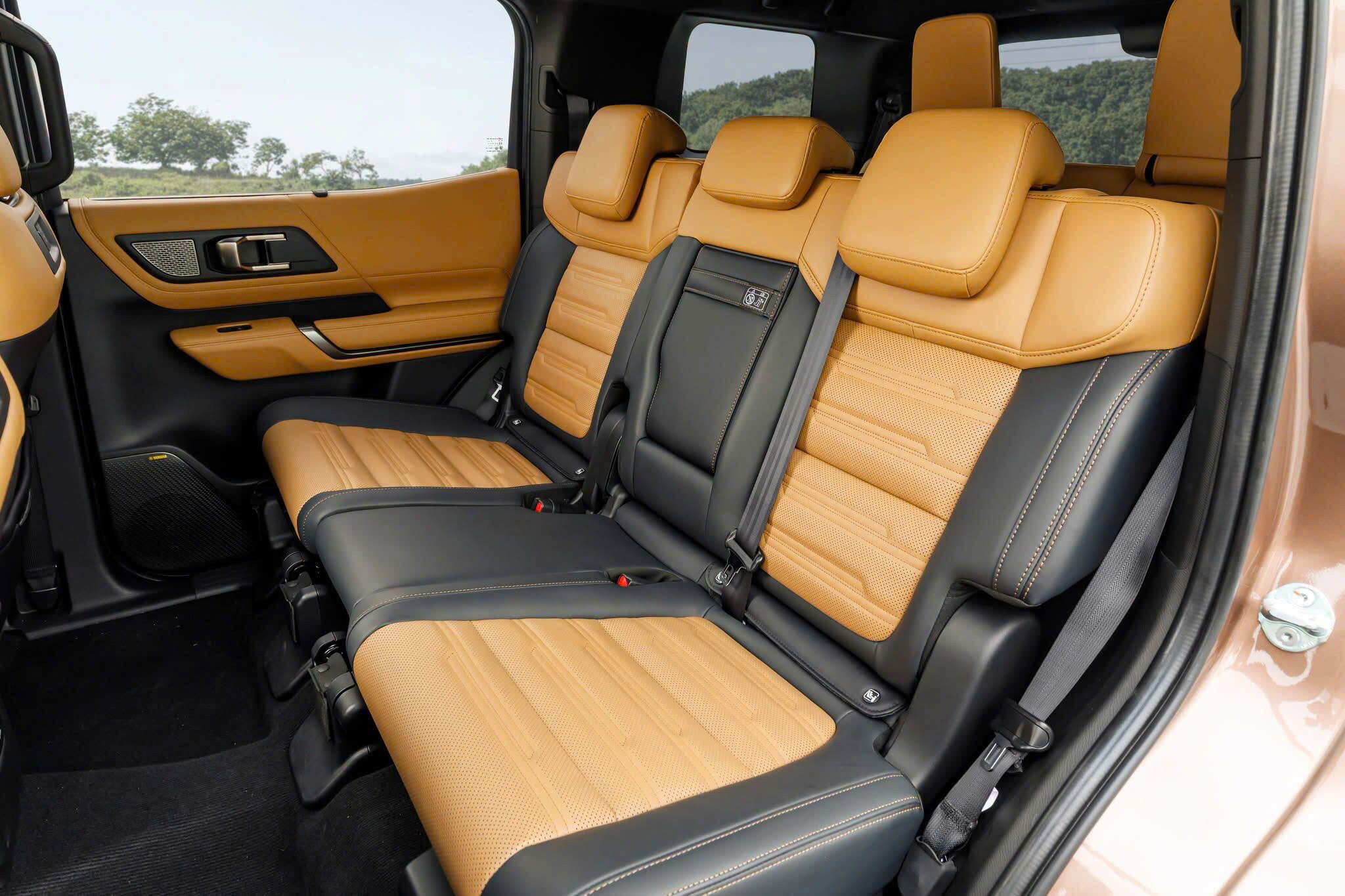 p-10-1788371361-714-width2048height1365 Mitsubishi Pajero thế hệ mới trình làng - 7