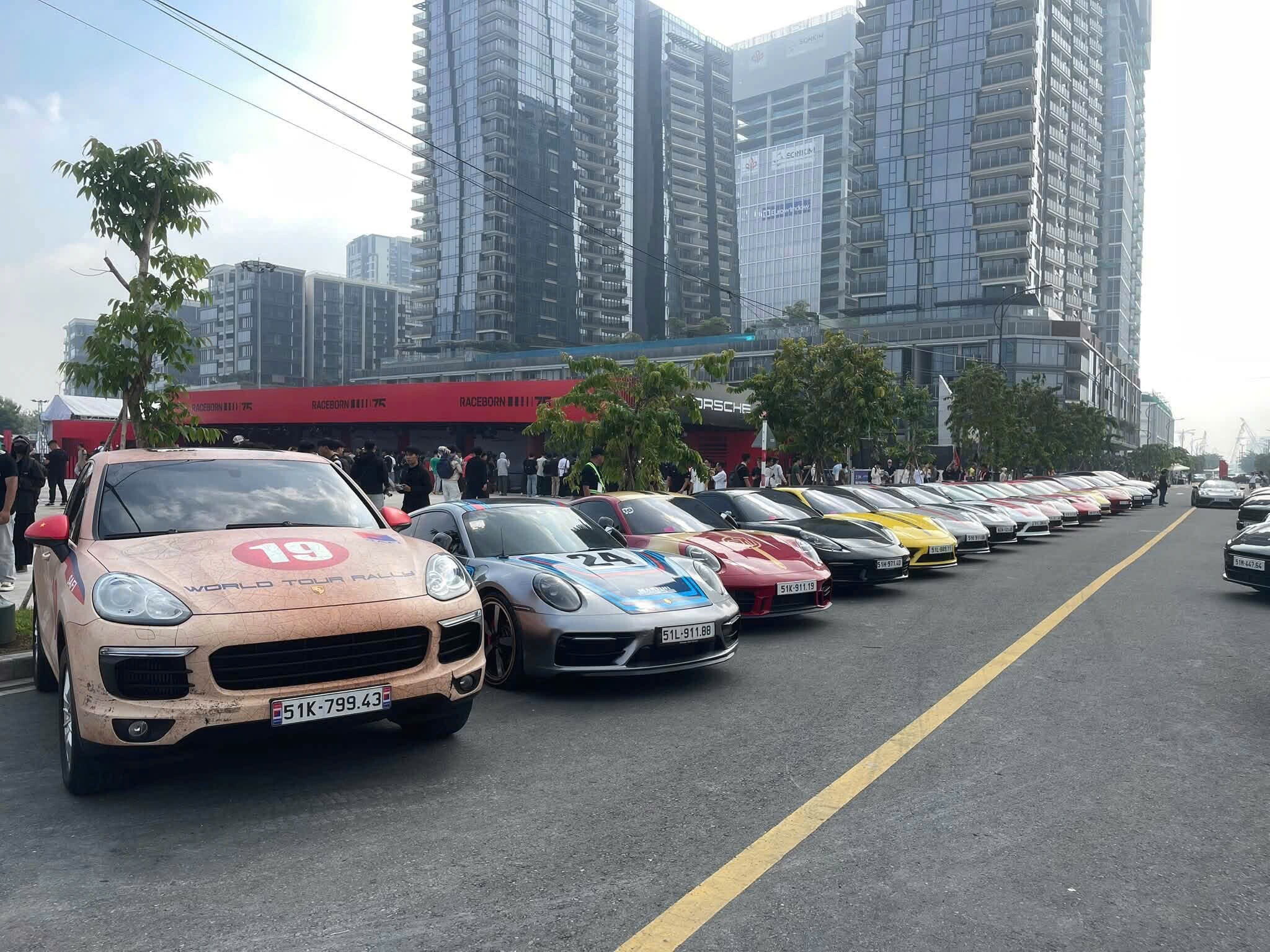 p-4-1789797314-853-width2048height1536 Với hơn 100 chiếc xe Porsche cùng góp mặt.