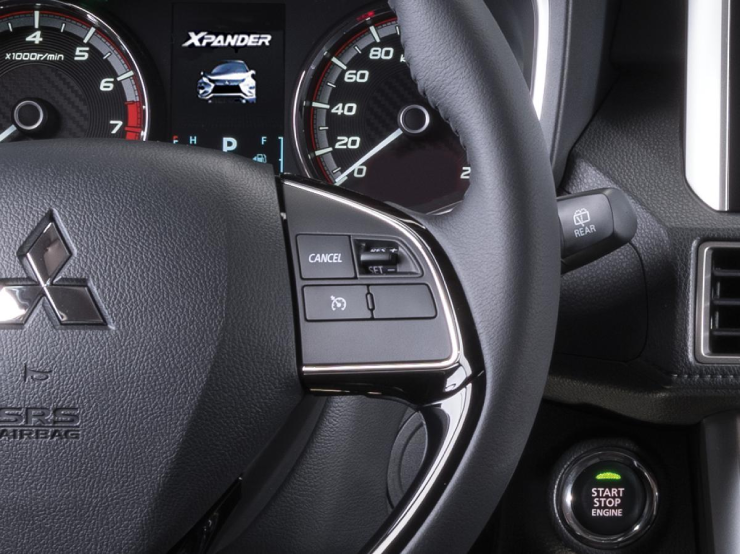 siet-phat-nguoi-khoang-cach-xpander4-1789112904-900-width740height554 Xpander Cross có Cruise Control, nhưng tài xế vẫn cần chủ động kiểm soát khoảng cách với xe trước