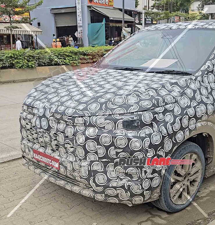 Toyota Innova Cross 2027 tiếp tục lộ diện với màn hình 12,3 inch bên trong nội thất - 3