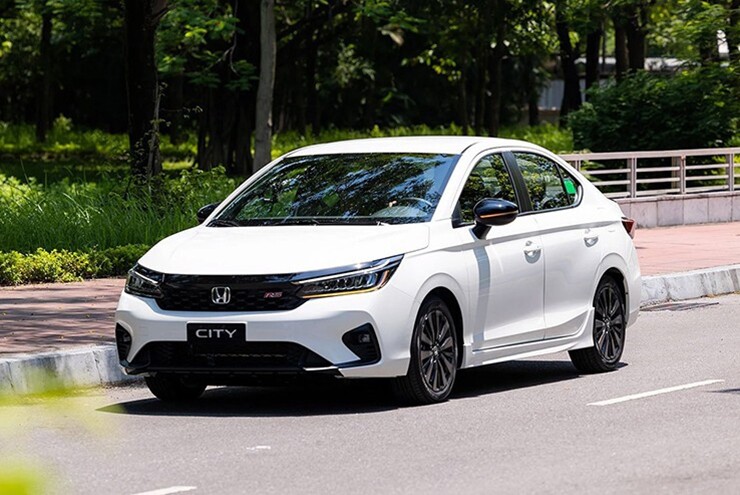 1-1792825871-550-width740height495 Honda City.