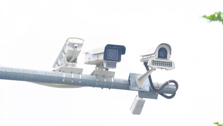 1790896875-2ac2d8a1ea-camera-ai-phat-nguoi-1-width740height417 Camera ứng dụng trí tuệ nhân tạo (camera AI) của Cục CSGT đã nhận diện được hơn 20 lỗi vi phạm giao thông và tự động trích xuất được ảnh, clip liên quan.