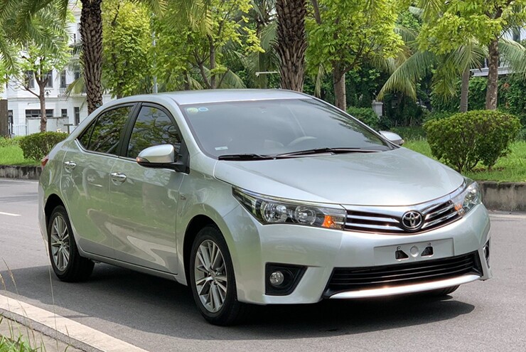 2-1791984030-620-width740height495 Corolla Altis bỏ xa các đối thủ còn lại trong phân khúc.
