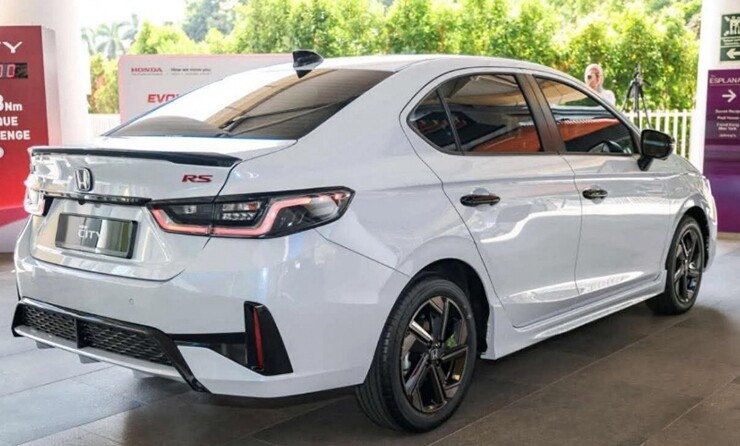 4-1791310367-294-width740height446 Đại lý Việt Nam nhận cọc Honda City 2026, thay đổi mạnh ở thiết kế và trang bị - 4