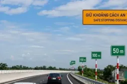 adt1790074657-050659ec82-tai-xe-ban-khoan-cach-giu__anh_cat_3_2 Đưa tình huống giữ khoảng cách an toàn trên cao tốc vào giáo trình đào tạo lái xe