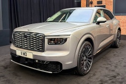 av-1790333379-477-width740height495 Bentley trình làng mẫu xe SUV điện siêu sang mới