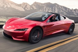 av-1790333941-83-width740height495 Sau 10 năm nhận cọc xe thể thao Tesla Roadster chốt lịch ra mắt toàn cầu
