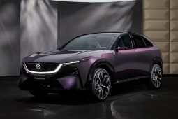 ava-1790482306-383-width740height495 Mazda CX-6e chốt ngày ra mắt, SUV điện có màn hình siêu khủng