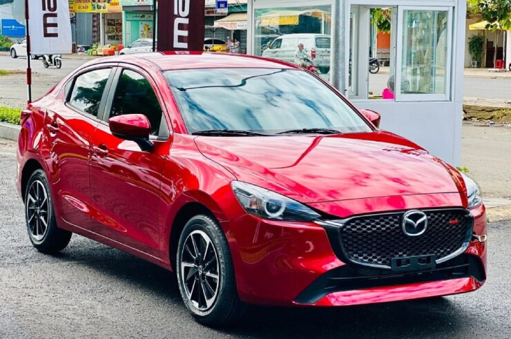 Bộ ba sedan giá rẻ Toyota Vios, Mazda 2 và Honda City có lợi thế gì? - 5