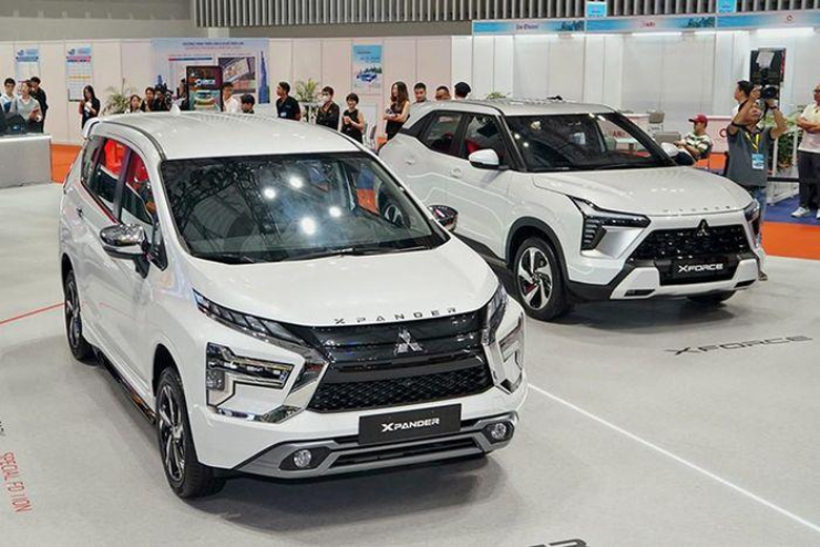 chi-them-vai-chuc-trieu-mua-sedan-b-so-tu-dong-lai-moi-tiet-kiem-duoc-tien-ty-xpander1-2-1793093661-830-width740height494 Xforce hướng đến người thích xe gầm cao đô thị, trong khi Xpander phù hợp hơn với gia đình cần không gian 7 chỗ; cả hai đều đòi hỏi cân đối ngân sách kỹ hơn