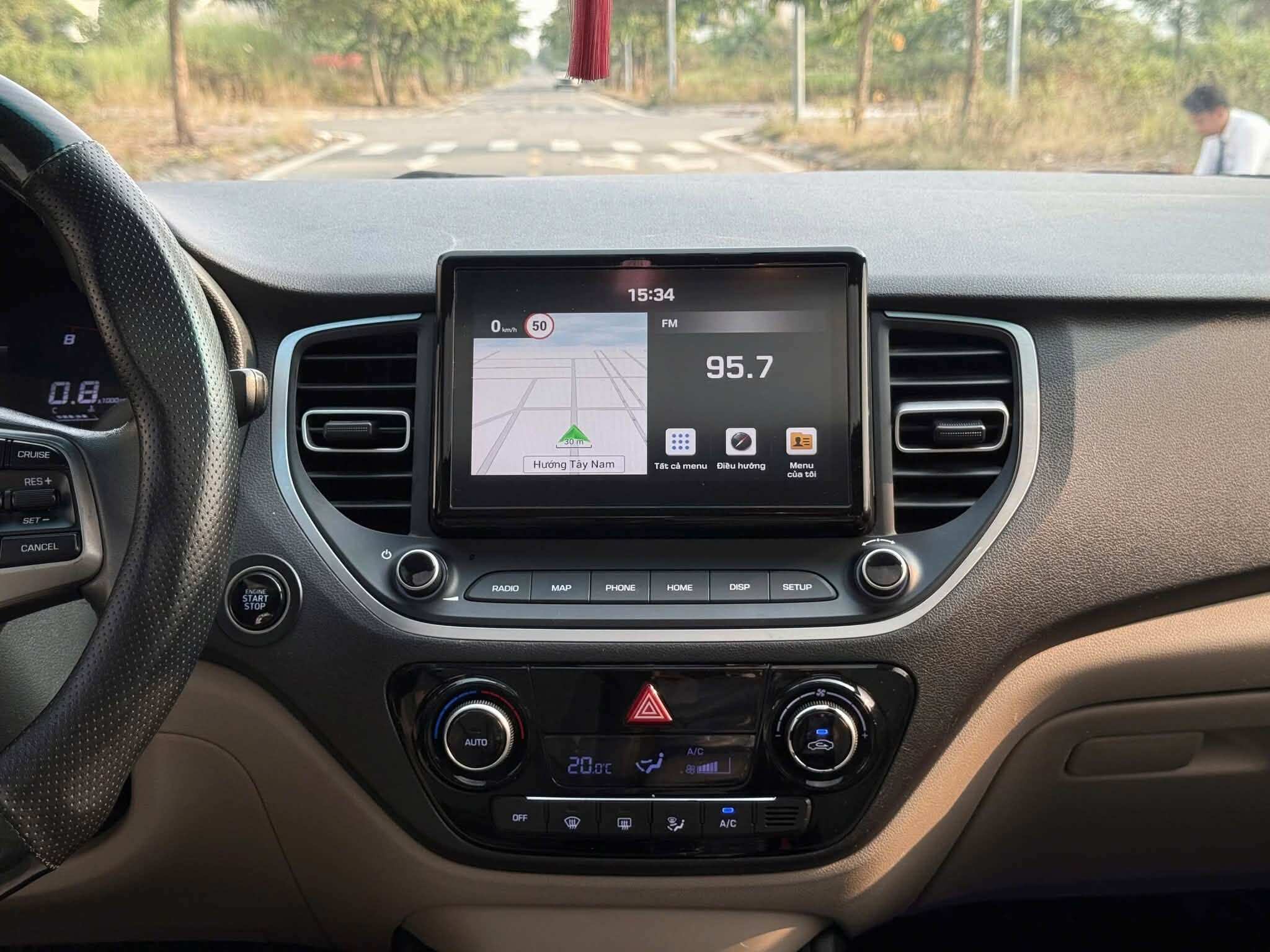 Hyundai Accent: Sau thời gian sử dụng, ưu nhược điểm lộ rõ - 6