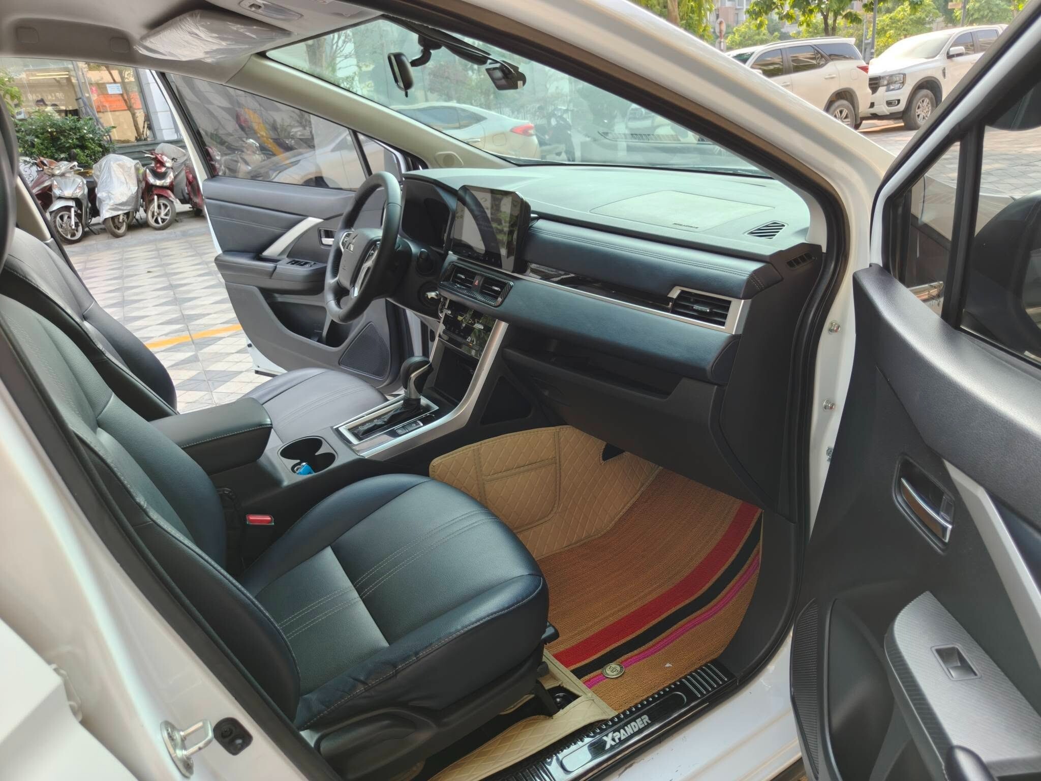 Mua Mitsubishi Xpander đời cũ cần kiểm tra kỹ chi tiết nào - 3
