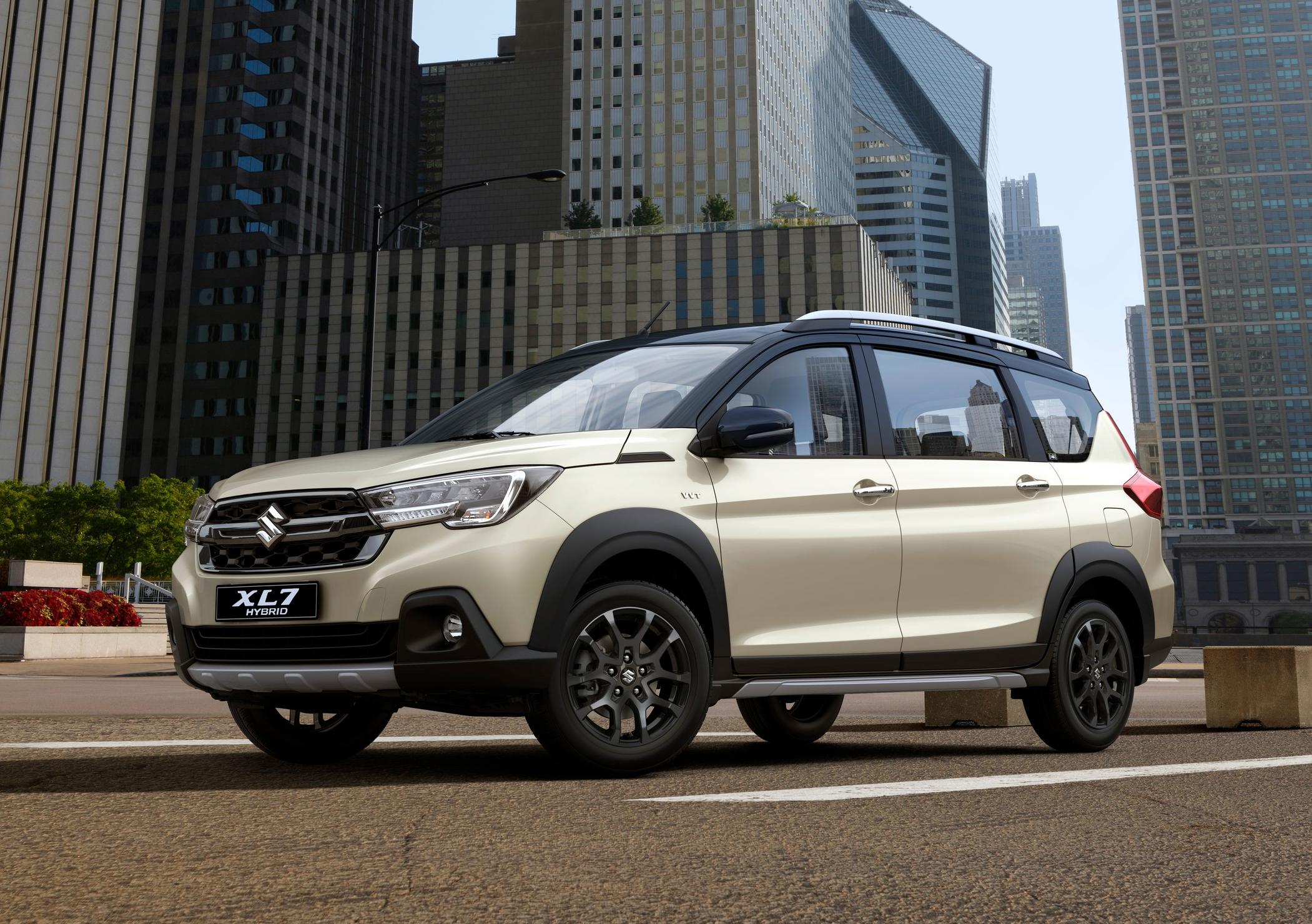 mpv-7-cho-hybrid-va-xe-dien-chay-pho-tiet-kiem-xang-hay-nuoi-them-xl7-1792489735-336-width2101height1480 Suzuki XL7 Hybrid sử dụng công nghệ Mild-Hybrid để hỗ trợ động cơ xăng, hướng tới cải thiện hiệu quả nhiên liệu