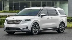 Giá lăn bánh KIA Carnival 2023