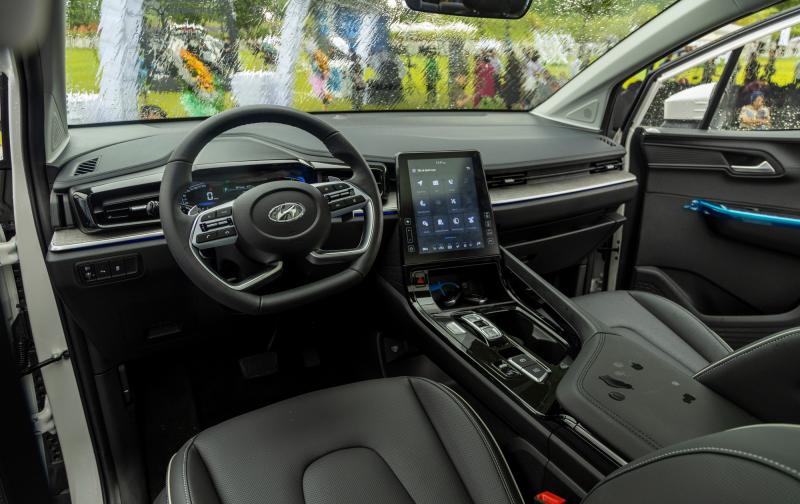 Thông số kỹ thuật Hyundai Custin 2024: Động Cơ, Tiện Nghi và An Toàn Thông số kỹ thuật Hyundai Custin 2024: Động Cơ, Tiện Nghi và An Toàn