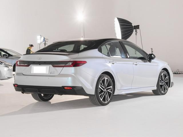 Toyota Camry 2024 sắp bán tại Việt Nam, sau nâng cấp có gì mới? Toyota Camry 2024 sắp bán tại Việt Nam, sau nâng cấp có gì mới?