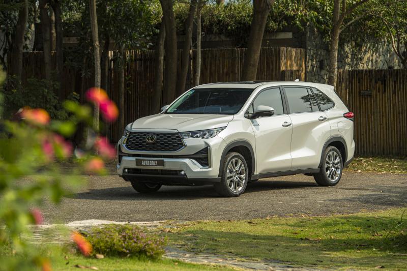 Thông số kỹ thuật Toyota Innova Cross 2024: Kích Thước, An Toàn và Tiện Nghi Thông số kỹ thuật Toyota Innova Cross 2024: Kích Thước, An Toàn và Tiện Nghi