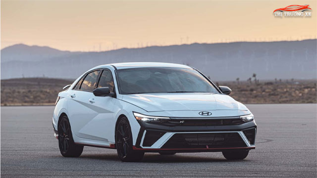 Đánh giá ngoại thất xe Hyundai Elantra