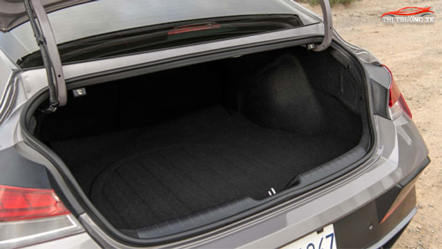 Đánh giá khoang hành lý xe Hyundai Elantra