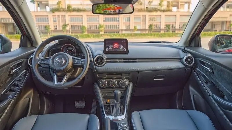 Nội thất Mazda 2 2024
