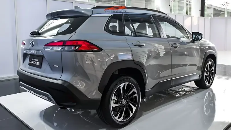 Giá lăn bánh Toyota Corolla Cross 1.8 HEV (Trắng ngọc trai)