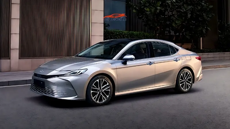 Toyota Camry - đại diện phân khúc ô tô hạng D