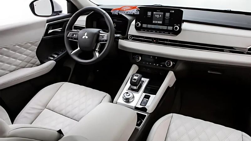 Thiết kế nội thất Mitsubishi Outlander 2025