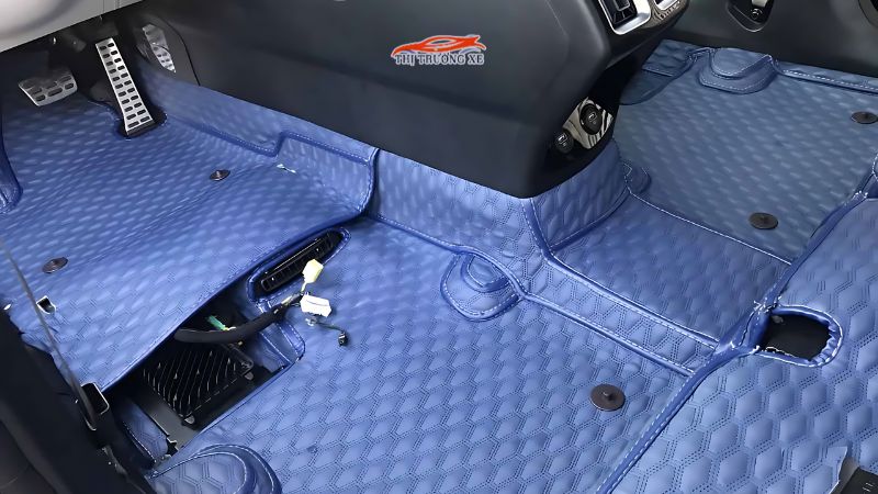 Tăng vẻ đẹp không gian nội thất khi dùng thảm lót sàn ô tô