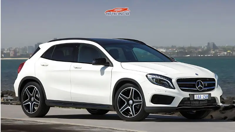 Mercedes-Benz GLA 200