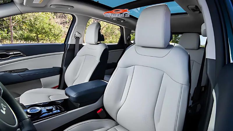 Khoang lái KIA Sportage 2025