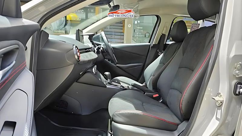 Ghế ngồi Mazda 2 2025