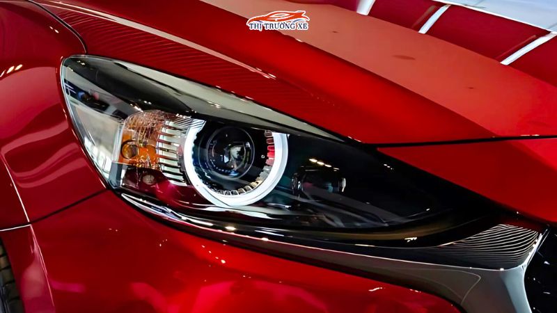 Cụm đèn pha Mazda 2 2025