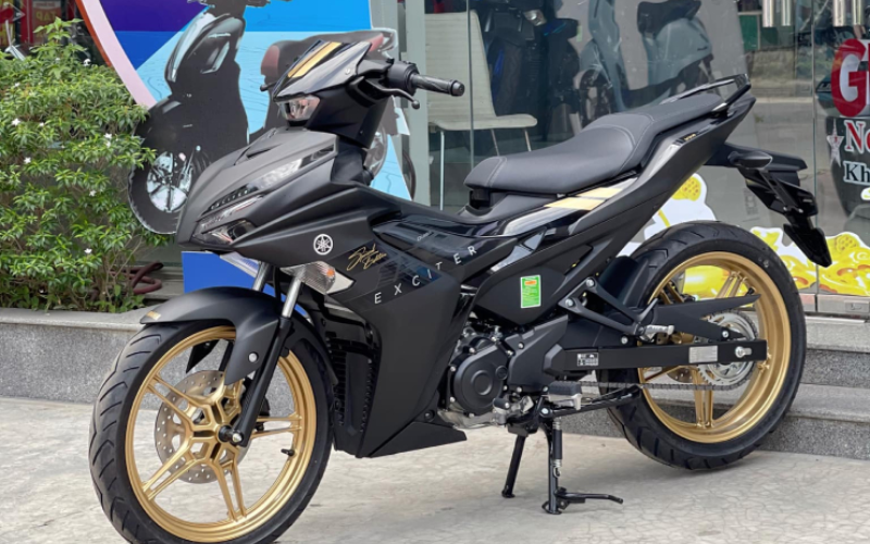 Ngoại trừ phiên bản 150 RC, gần như toàn bộ phiên bản của mẫu xe côn tay Exciter đều được bán dưới mức giá đề xuất vài triệu đồng