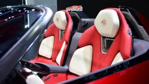 Ghế ngồi trên Cyberster