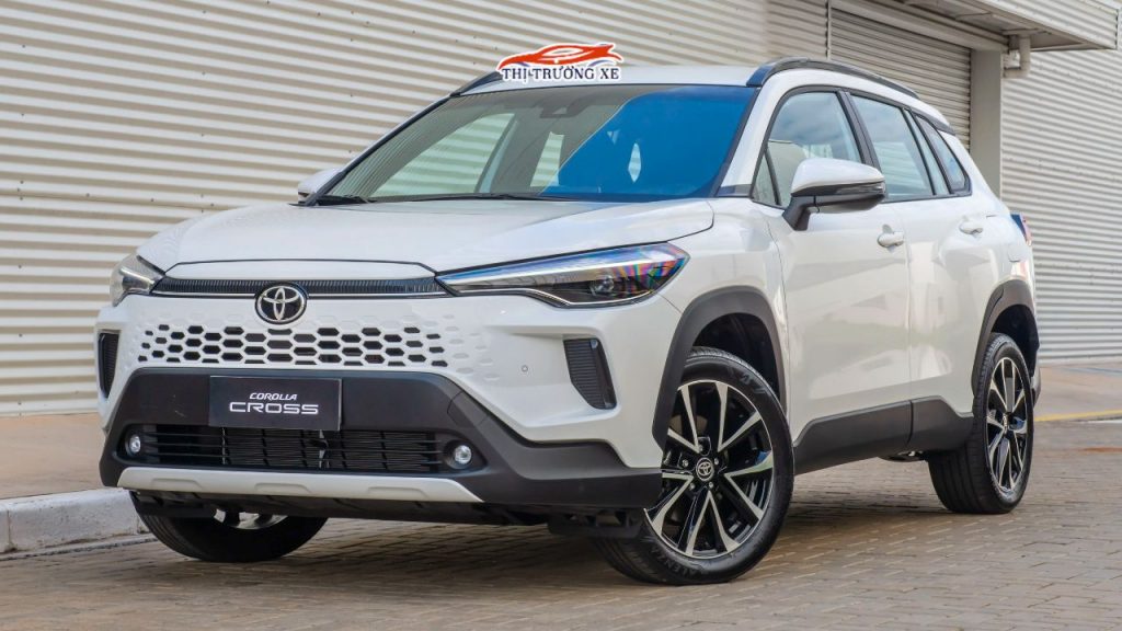 Thông số kỹ thuật Toyota Corolla Cross 2025: Kích thước, động cơ và các ...