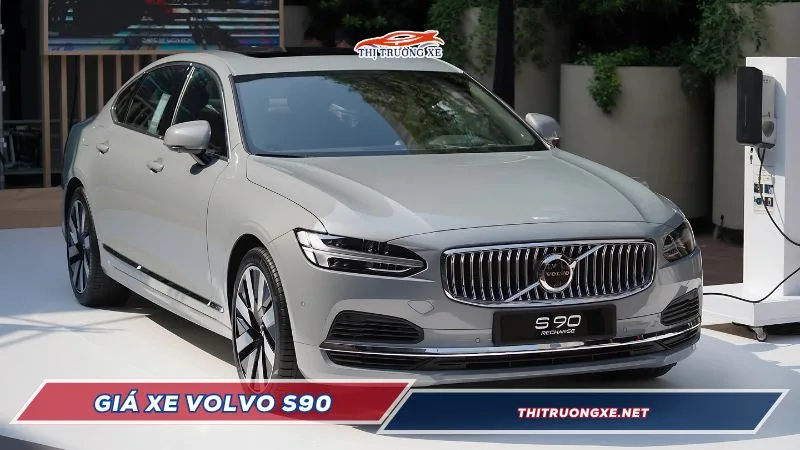 Giá xe Volvo S90 2025