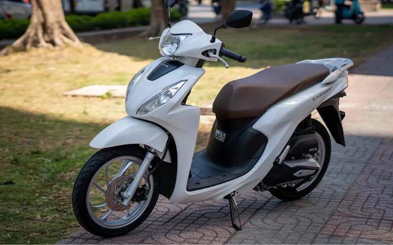Đại diện duy nhất của Honda trong phân khúc xe tay ga góp mặt trong danh sách những mẫu xe máy ít hao hàng đầu