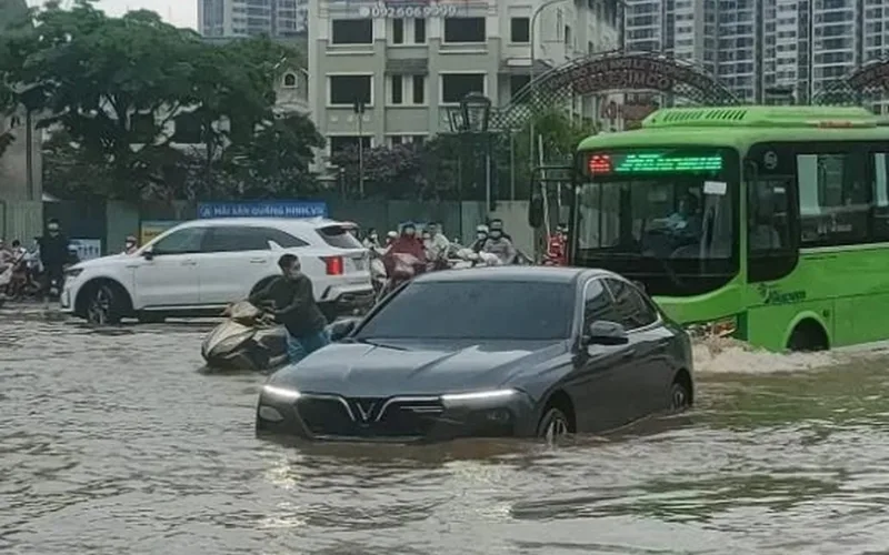 Xử lý đúng cách khi xe bị ngập nước